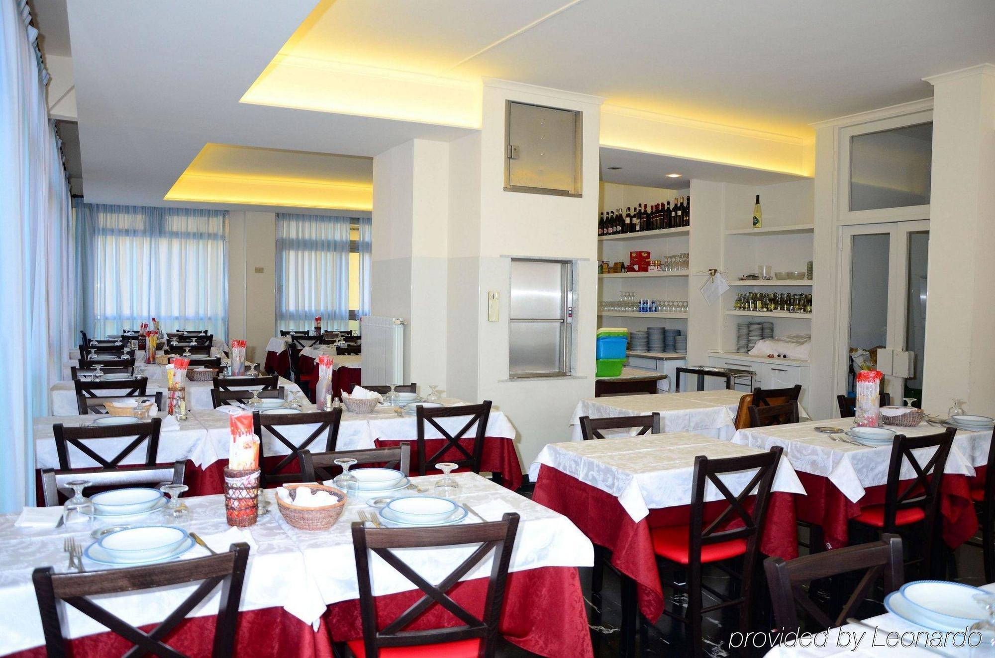 Hotel Aquilia Лаїгуелья Екстер'єр фото