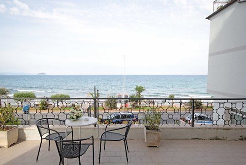Hotel Aquilia Лаїгуелья Екстер'єр фото
