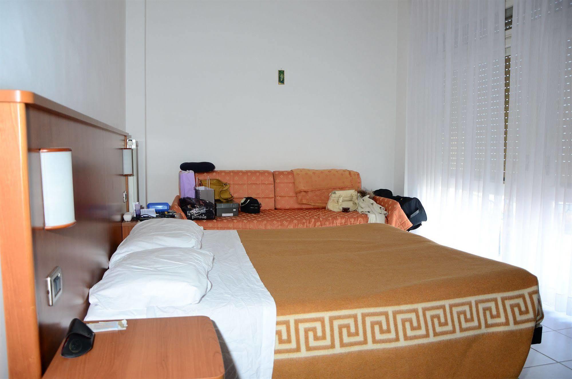 Hotel Aquilia Лаїгуелья Екстер'єр фото